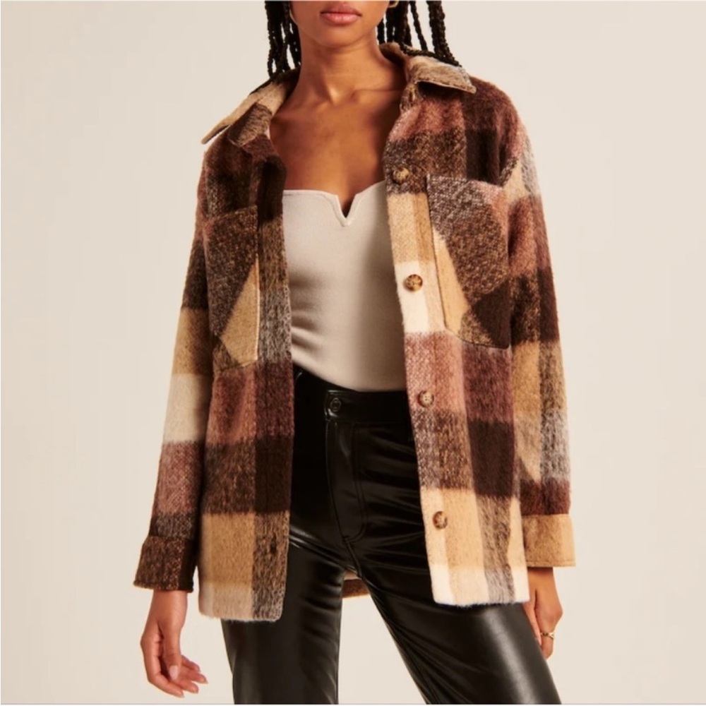 Abercrombie & Fitch NWT Cozy Shirt Jacket Brown Plaid Shacket Cabincore - M